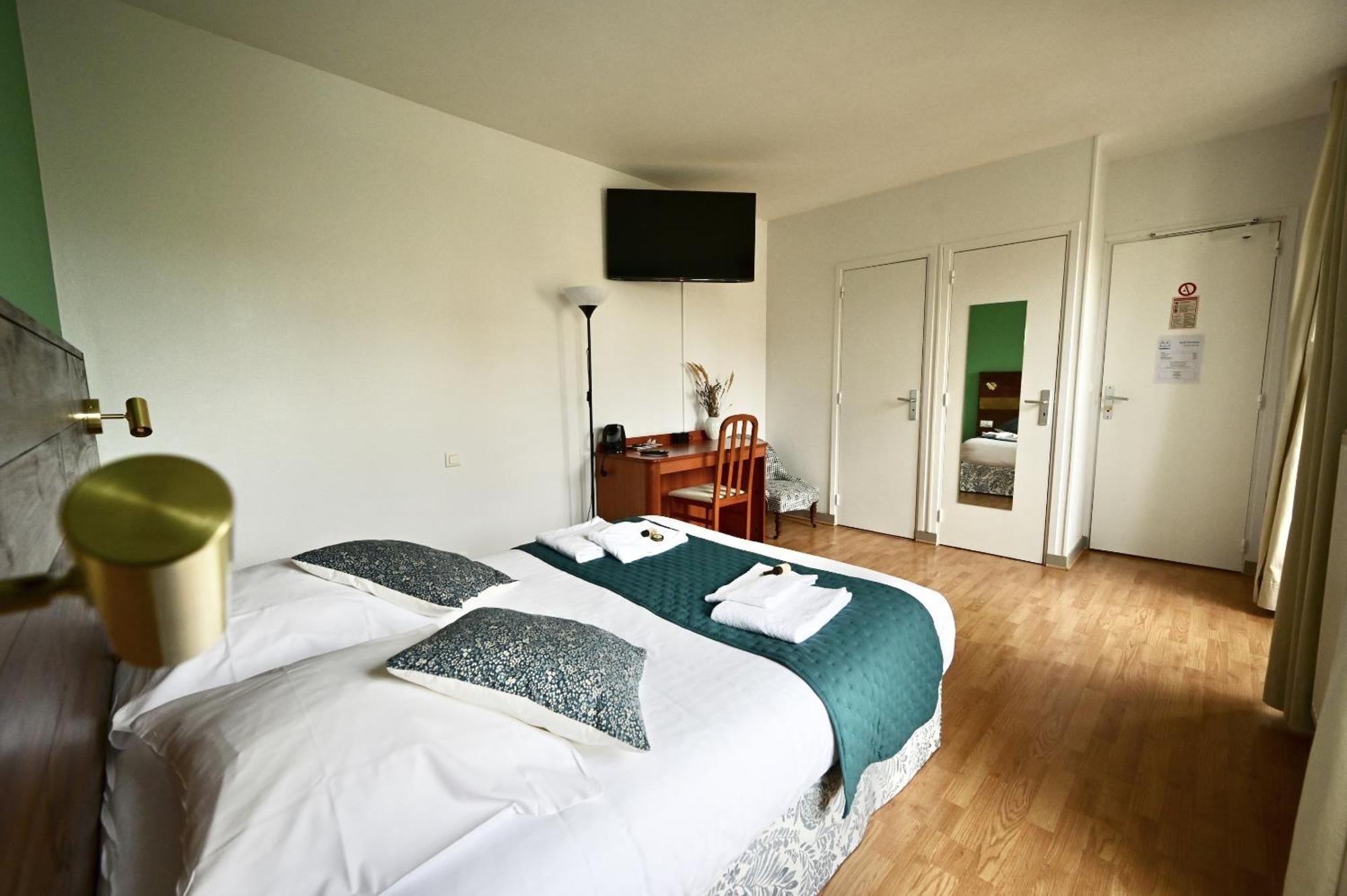 Montainville  Hotel La Cuisine Des Lulus חדר תמונה