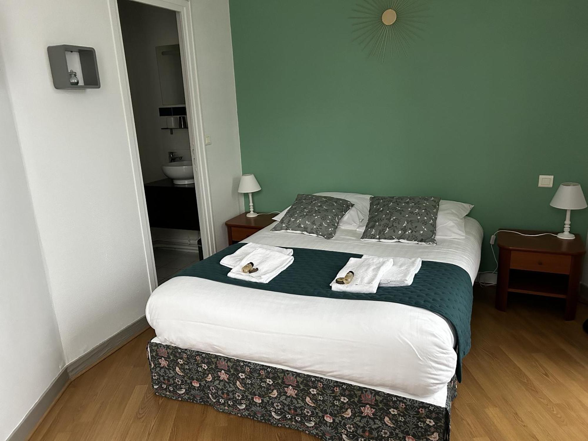 Montainville  Hotel La Cuisine Des Lulus חדר תמונה